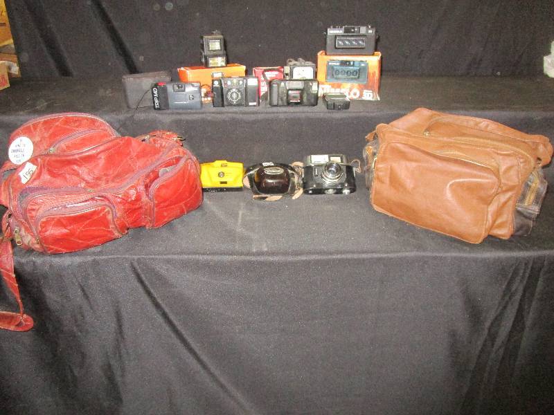 lot 91 image: Various Old Cameras and Camera Parts