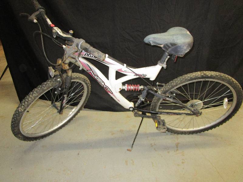 lot 121 image: Next Bike