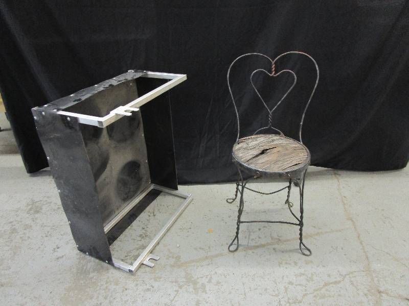 lot 172 image: Icecream Chair and Hauler