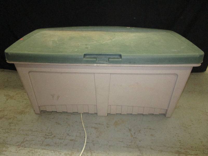 lot 181 image: Patio Box