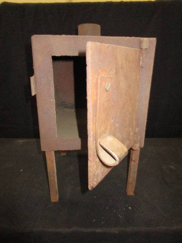 lot 194 image: Little Wood Stove