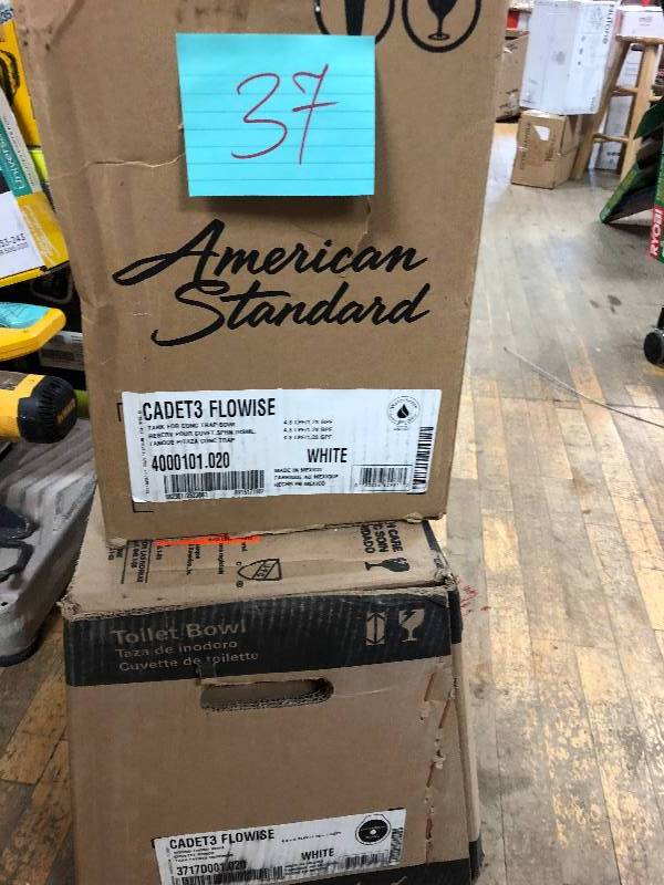 American Standard Cadet 3 2989.101.020 Flowise Toilet not used