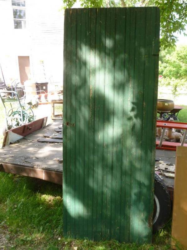 lot 6 image: Vintage Door