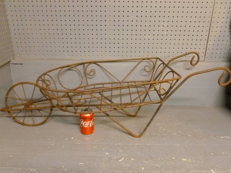 lot 26 image: Rock Garden Decoration
