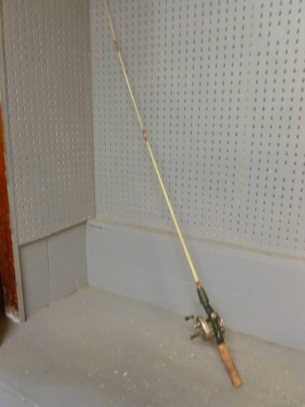 lot 33 image: Vintage Fishing Rod