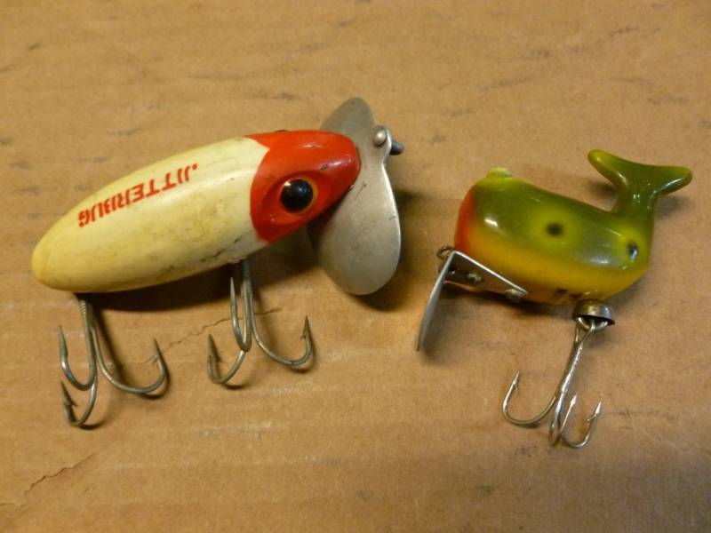lot 59 image: Vintage Fishing Baits