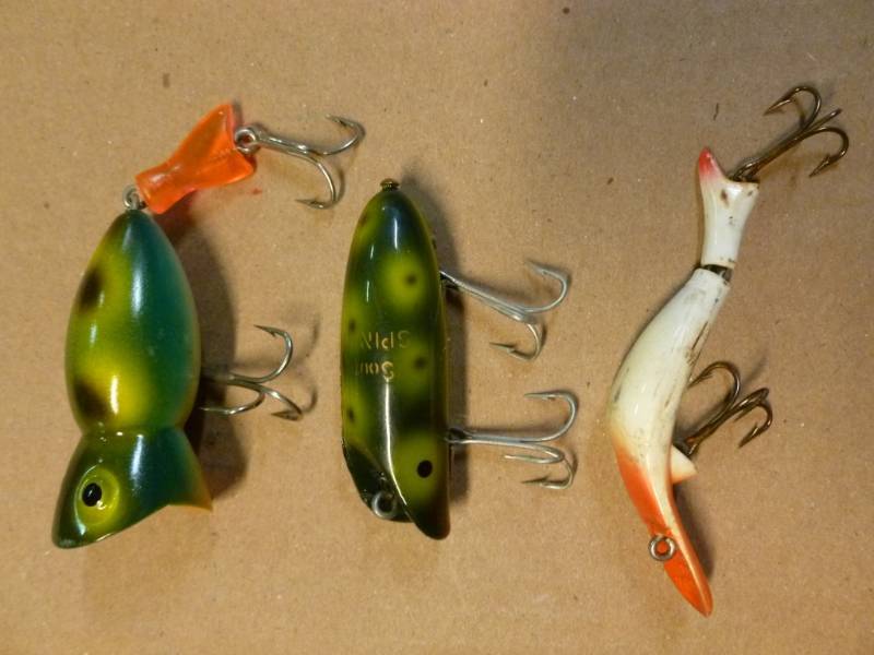 lot 61 image: Vintage Fishing Baits