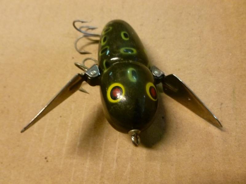 lot 63 image: Vintage Heddon