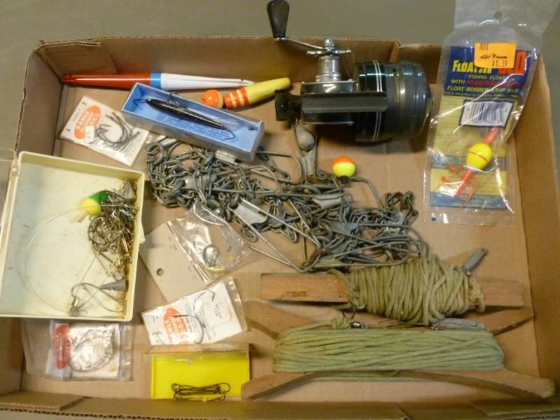 lot 66 image: Fishing Items