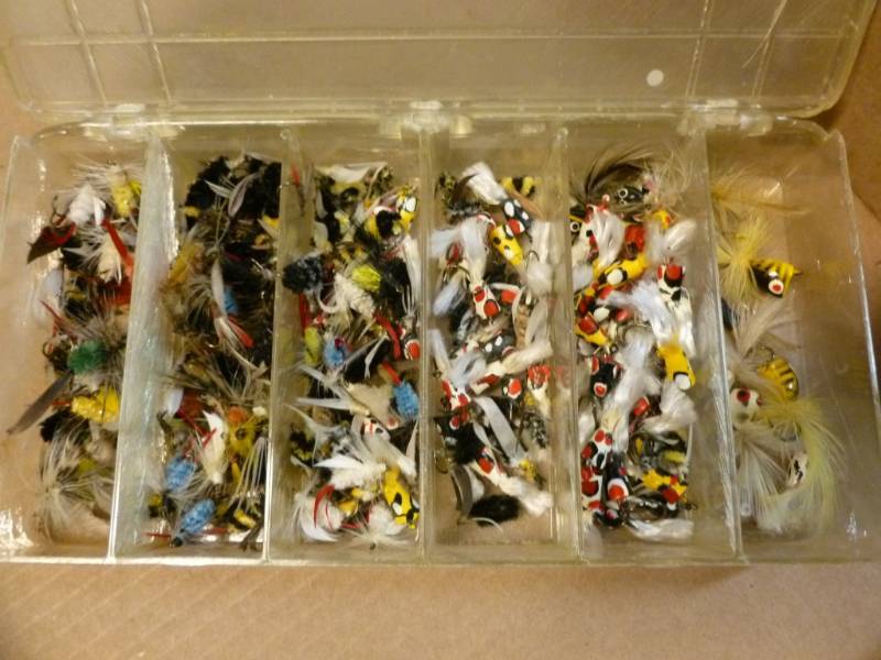 lot 68 image: Fishing Baits