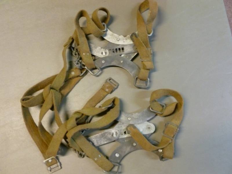 lot 72 image: Vintage U.S Military