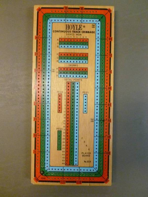 lot 75 image: Cribbage Board