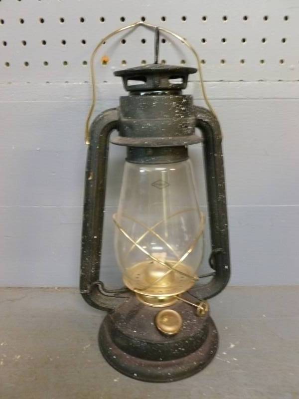 lot 81 image: Barn Lantern