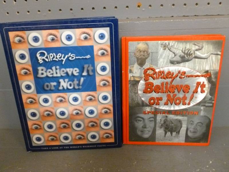 lot 94 image: Collector Books