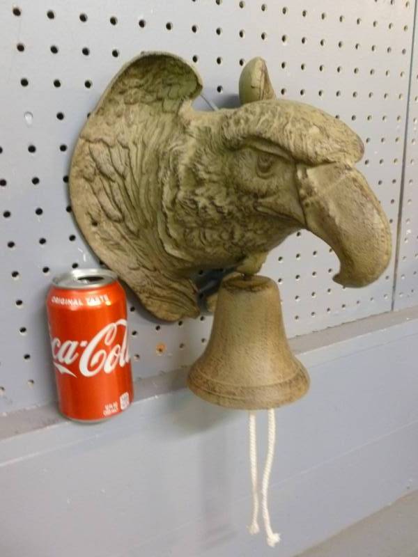 lot 101 image: Cast Iron Bell