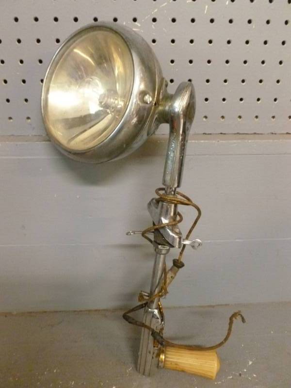 lot 114 image: Vintage Car Part