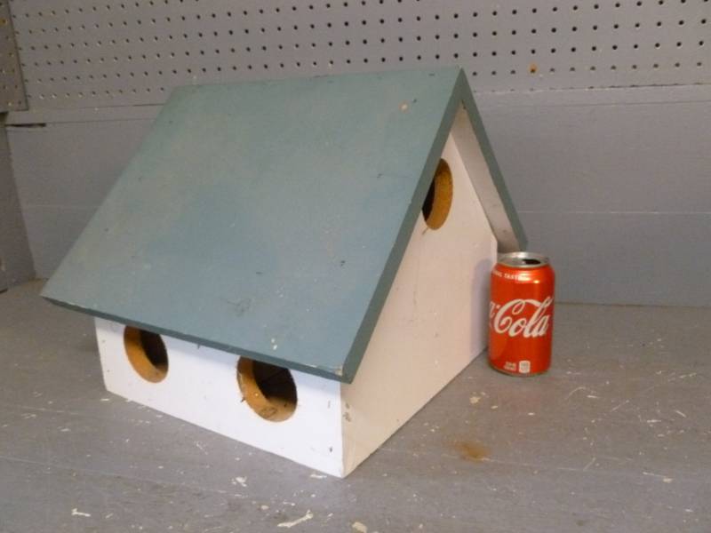 lot 119 image: Bird House