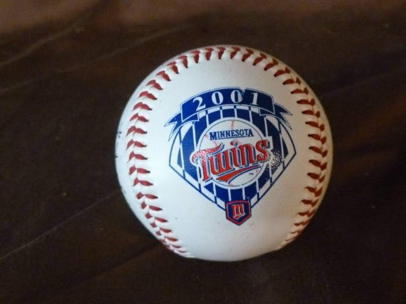 lot 208 image: Sports Collectible