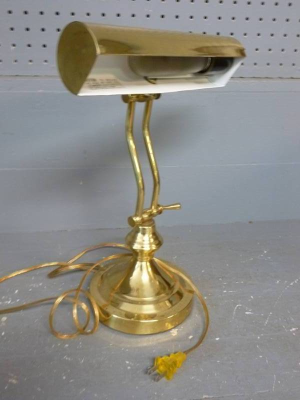 lot 229 image: Brass Desk Lamp