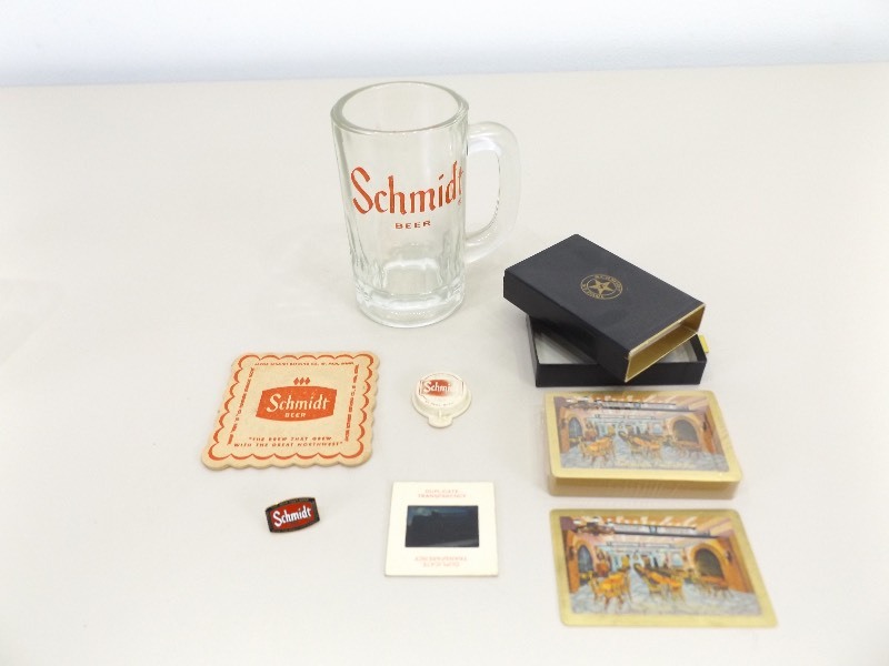 lot 3 image: Vintage Schmidt Beer Advertising Lot