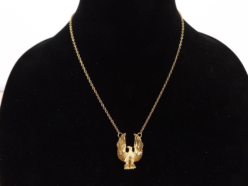 lot 16 image: Sterling Silver Eagle Pendant on Sterling Silver Chain