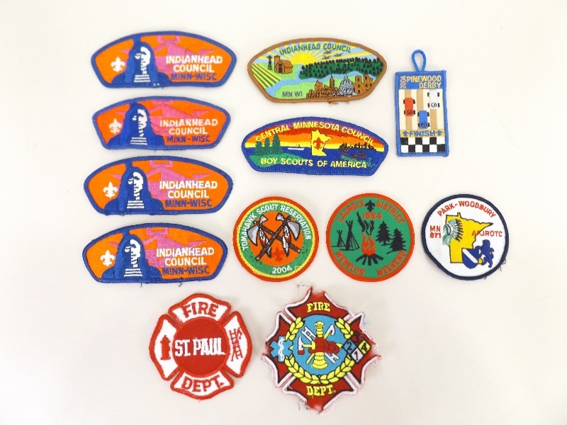 lot 21 image: Lot of Vintage Boy Scout etc. Patches