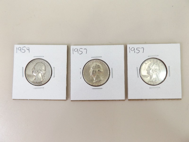 lot 32 image: 3 - 1950s Washington Silver Quarters