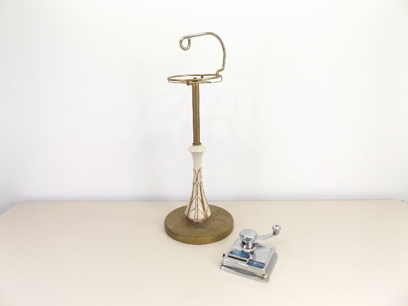 lot 49 image: Vintage Smoke Stand, and Cigarette Roller