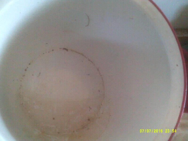 ANTIQUE ENAMEL COLUMBIAN BEAN POT