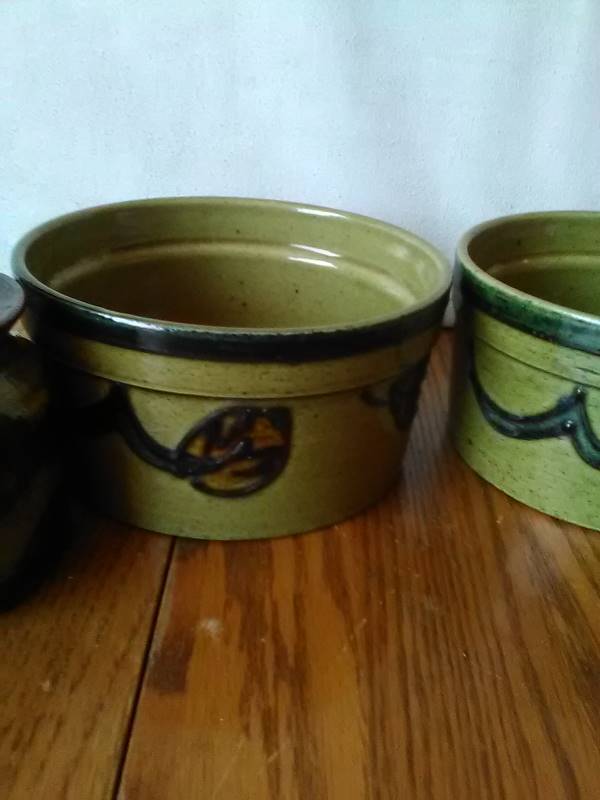 lot 62 image: COLLECTIBLE GLASS