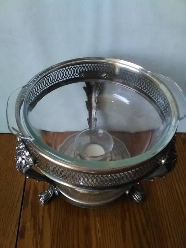 lot 76 image: ANTIQUE CHAFTING DISH