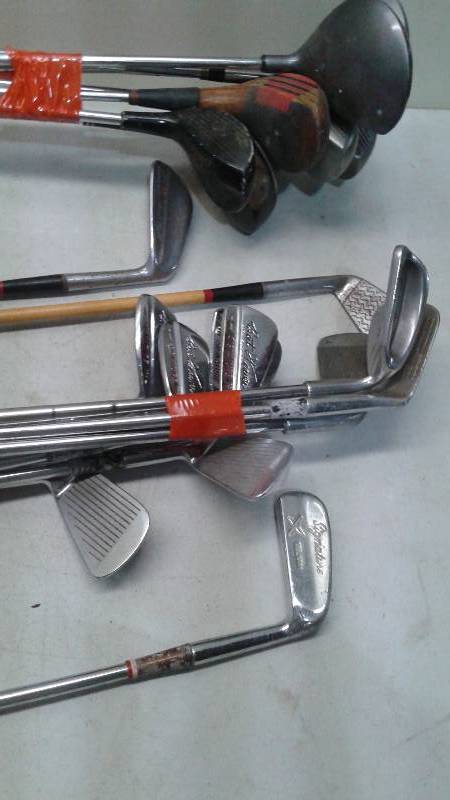 lot 80 image: Lot Of Golf Clubs