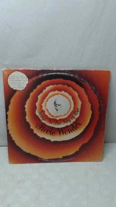 lot 130 image: 12 Vinyl LP Record, Cover May Show Wear, Record In Good Condition - Stevie Wonder Songs In The Key Of Life