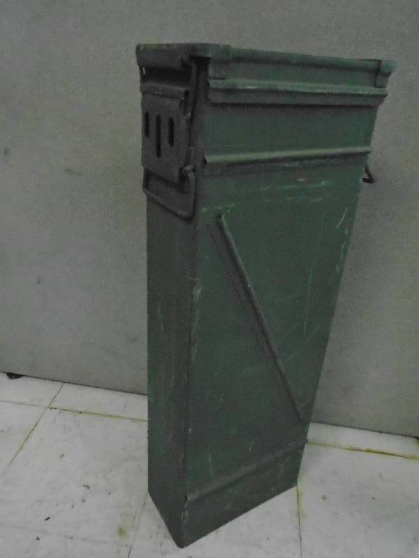 lot 29 image: Ammo Box