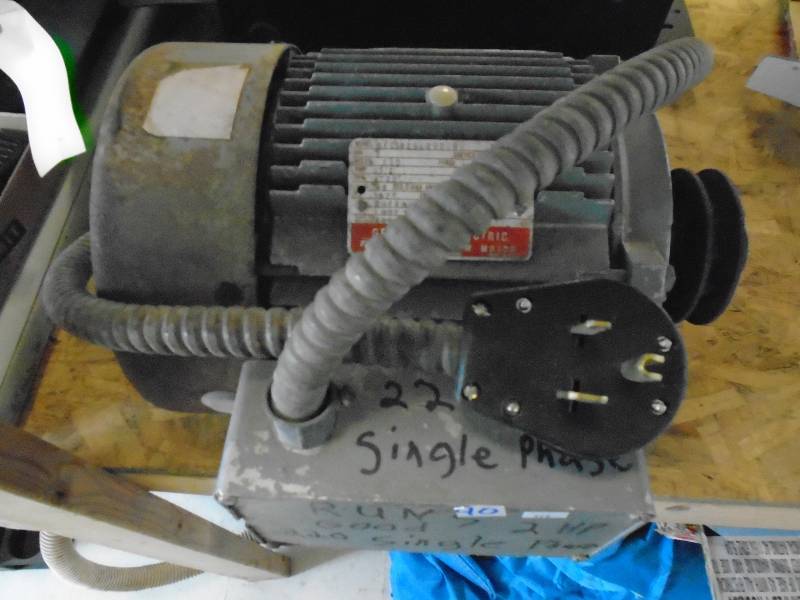 lot 40 image: General Electric Motor