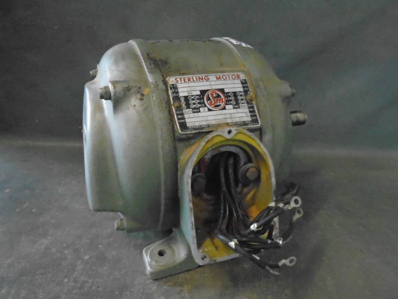 lot 37 image: Sterling motor