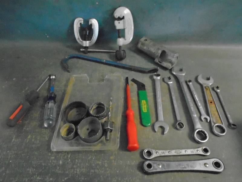 lot 51 image: Tools