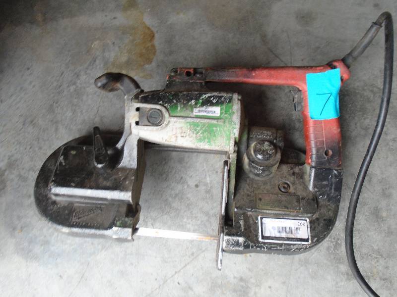 Milwaukee Portable Band Saw