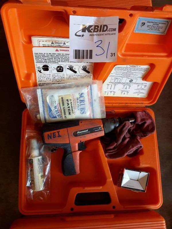 lot 31 image: Ramset Redhead D45 Powder Actuated Fastening Tool WITH CASE
