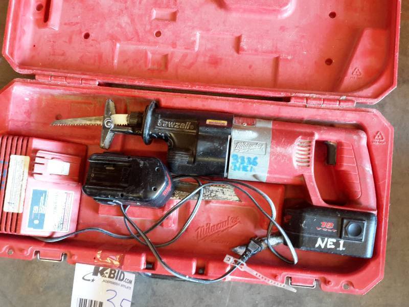 lot 35 image: Milwaukee, 18 V cordless Sawzall, with Charger and Extra Battery and Case