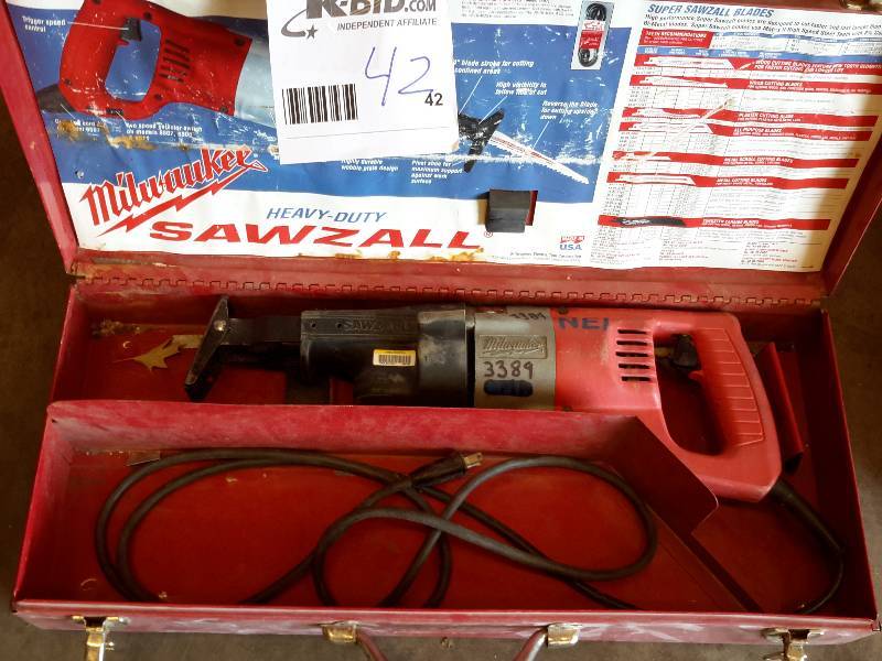 lot 42 image: Milwaukee, Electric Sawzall