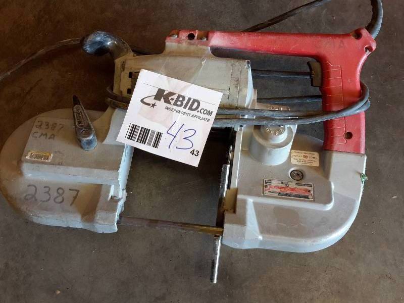 lot 43 image: Milwaukee, Heavy Duty Band Saw, Electric