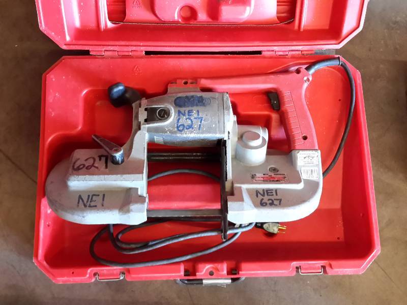 lot 45 image: Milwaukee, Heavy Duty Band Saw, Electric With case