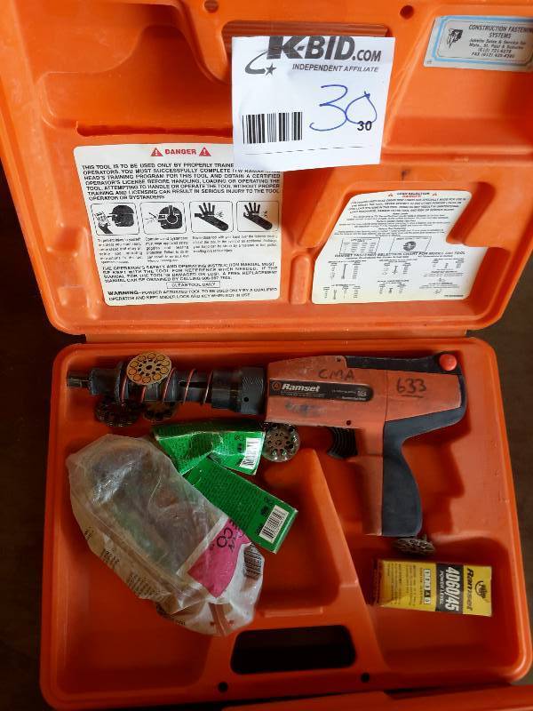 lot 30 image: Ramset Redhead D45 Powder Actuated Fastening Tool WITH CASE