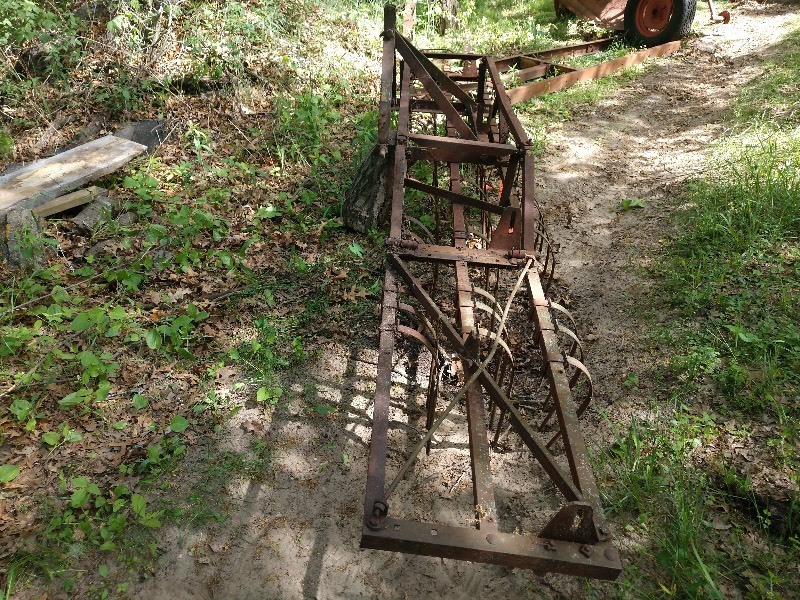 Chisel Cultivator Plow