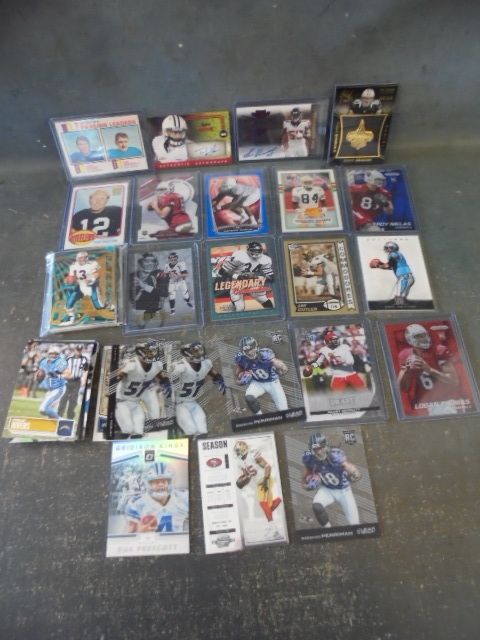 lot 12 image: Football Cards