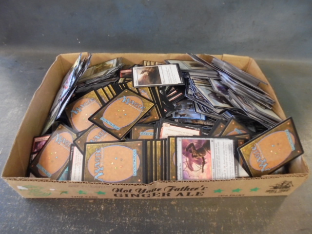 lot 19 image: Magic Cards