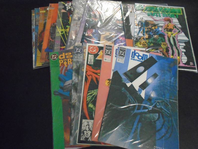 lot 27 image: 16 Doom Patrol Comic Books