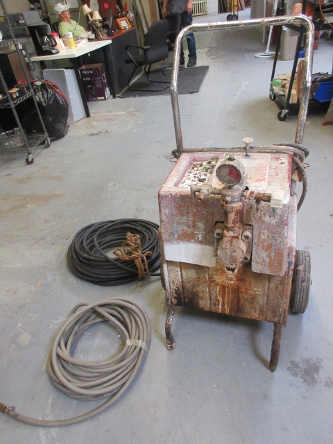 PAINT SPRAYER WITH HOSE