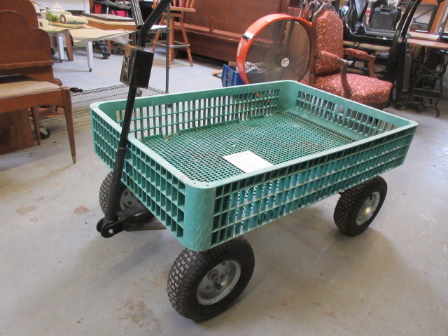 PLASTIC GARDEN PULL CART
